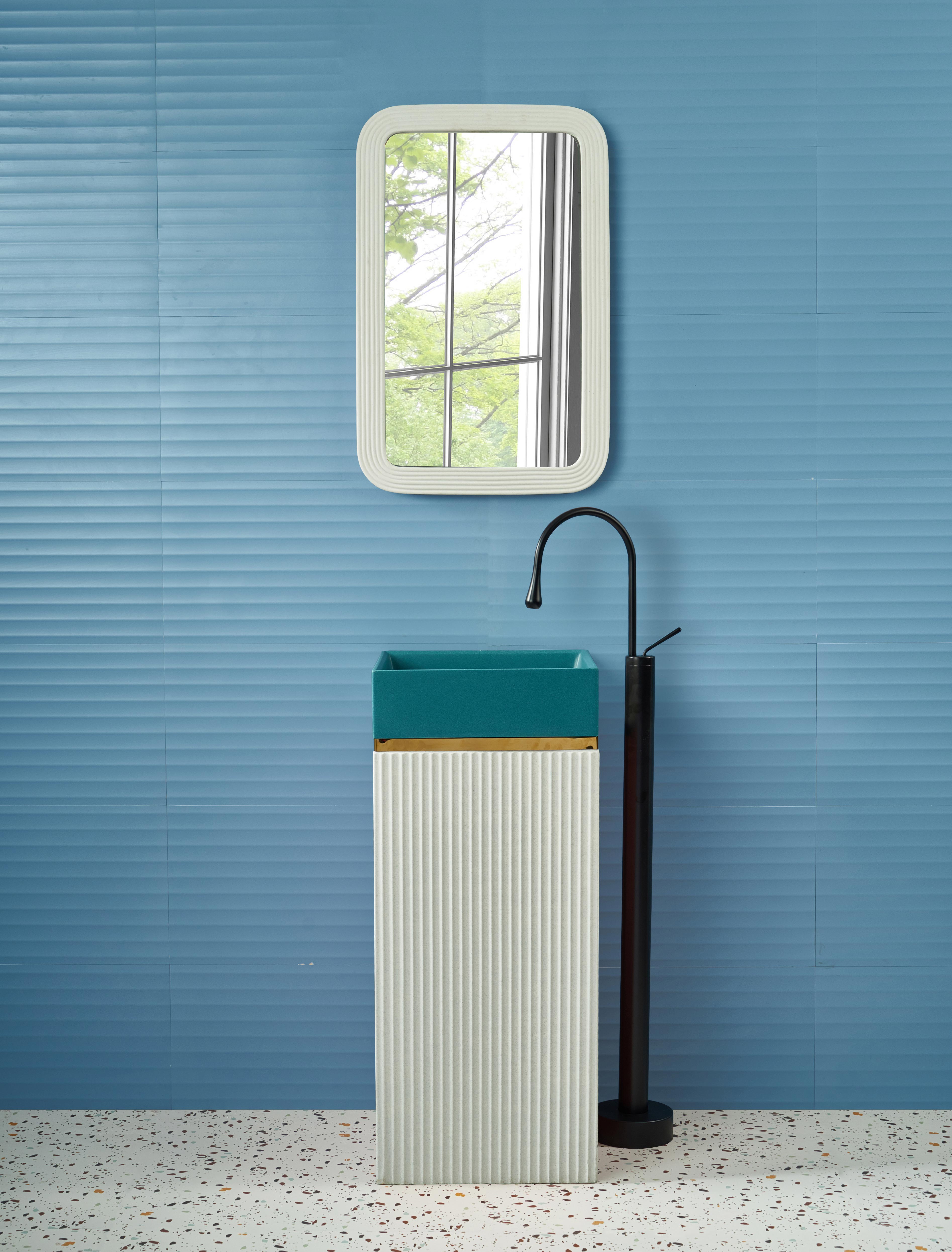 Marbo Fluted Bastion |  EQAS-017