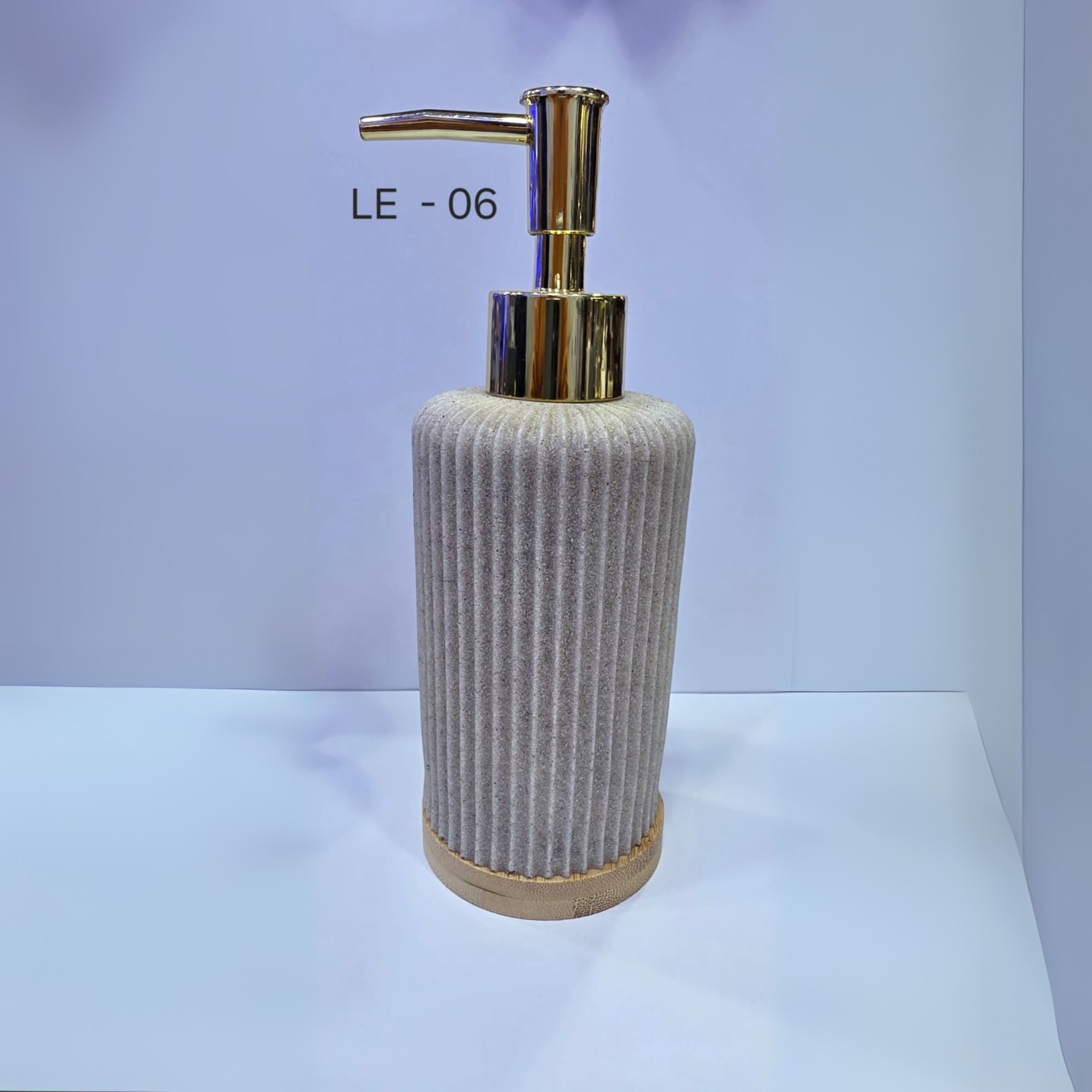 PREMIUM LIQUID DISPENSER